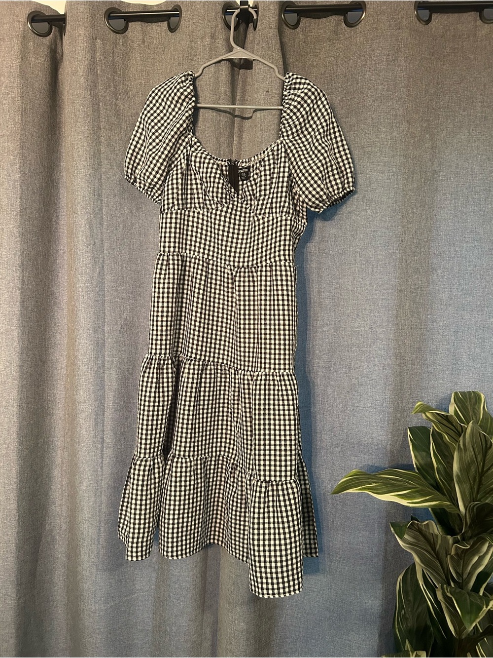 Boohoo Black & White Gingham Tiered Maxi Dress. Unworn